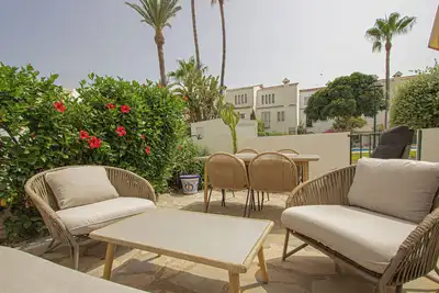 Image de Maison Mitoyenne à Marina de Casares : Votre Refuge Côtier
