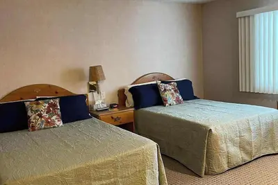 Image de Walk to Ski! Cozy Resort Studio | Pool + Golf