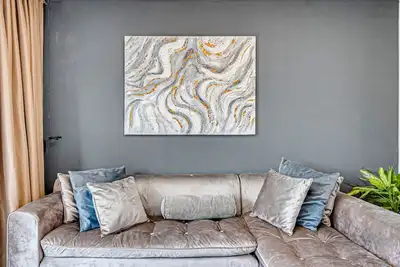 Image de Cozy, Modern & Centric Apartment w/ pool and gym