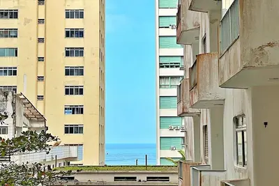 3-bedroom apartment in lovely Guaruja with WiFi