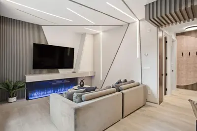 Image de Designer 2br in Downtown Steps from Sunset Beach