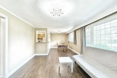 Image de Cozy 3-Bedroom House