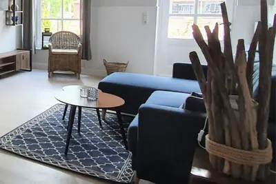 Image de Appartement-Moderne-Salle de bain privée séparée-Terrasse-#03