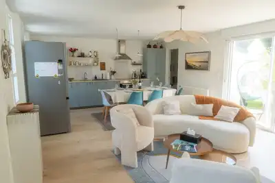 Image de Blanchon, belle maison familiale