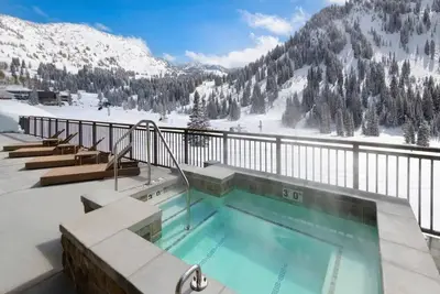 Image de Steps away from Alta Ski Area | Outdoor Pool w/ Stunning Mountain View