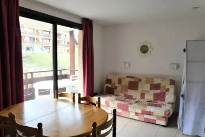 Image de Agréable T2 de 6 couchages a Réallon B17