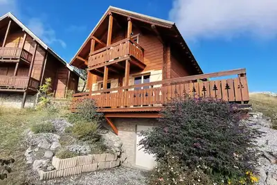 Image de Beau chalet récent 8 couchages au cœur de la station de Réallon Chalaig12