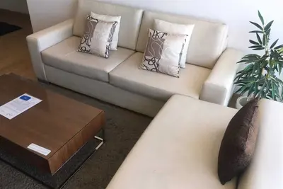 3-bedroom / 4 baths apartment in charming Miraflores with WiFi for 6 pax
