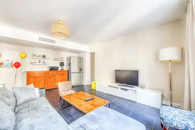 Image de Appartement 'Bel Appartement Bordeaux Centre' avec Wi-Fi et climatisation