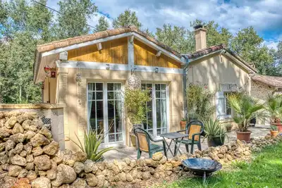 Image de Gîte La Forêt Des Trois Hiboux avec jardin