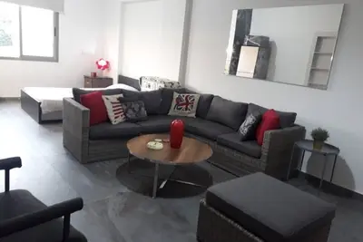 Image de Inviting 1-Bed Apartment in Dbayeh