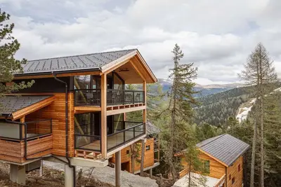 Image de Chalet supérieur avec sauna et jacuzzi