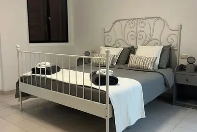 Experience our accessible, pet-friendly paradise, just 5 minutes from the beach