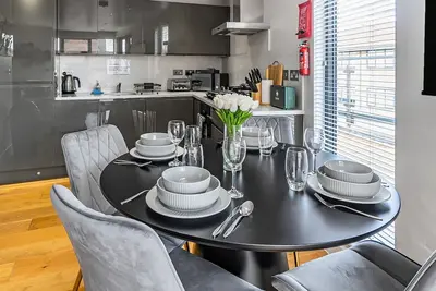 Image de Spacious Apartment, WiFi & Netflix, Free Parking