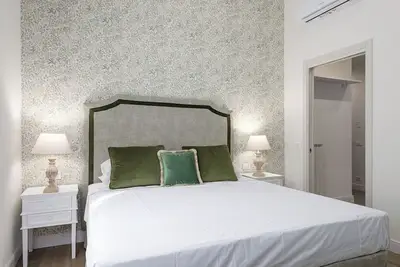 Image de Lilium suite by Mazzini 34 Collection