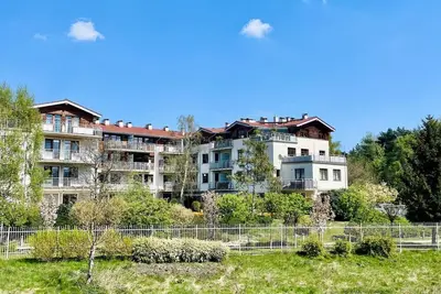 Image de Tranquil Retreat by the Sea: Forest & Park Views in Gdansk Neptun Park