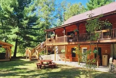 Image de Black Bear Retreat-Hot Tub, Pet Friendly, Game Room
