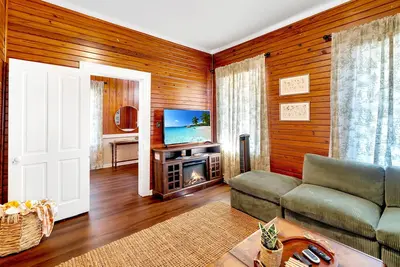 Image de Historic Home Near Downtown Pensacola - Only 8. 8 Miles To The Beach!