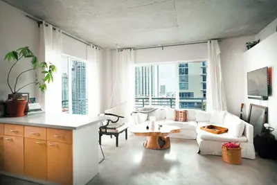 Image de New Luxury Urban Retreat: Downtown Miami Condo