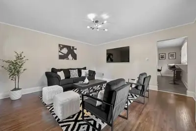 Image de Black and white chic retreat\n