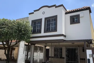 Image de Spacious 4-bedroom house in beautiful Ciudad General Escobedo with WiFi, Ac