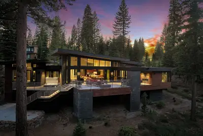 Image de Truckee Pines / Mountain Views, Hot Tub & Fireplace