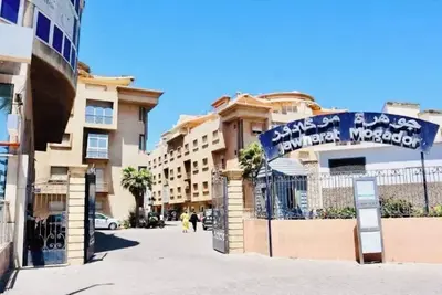 Magnifique Appartement de 112 m2 à 200m de la plage!