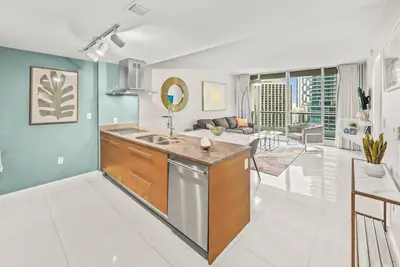 Image de Luxurious ocean view unit