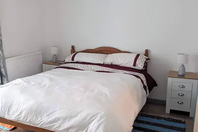 Image de 2 bedroom apartment, over wool and craft shop. Close to the marina in Pwllheli.