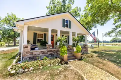 Image de Charming 2-bedroom farmhouse in wonderful Barnesville with WiFi, Ac