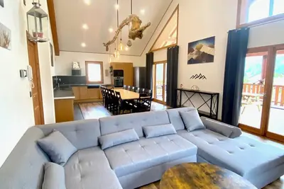 Image de Appartement 220m² avec terrasse, 14 pers.