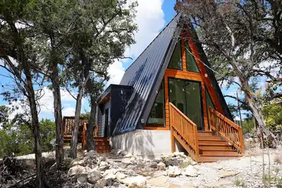 Image de Modern A-Frame Getaway w/Hot Tub