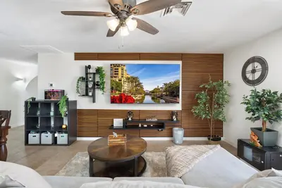 Image de Resort style home Pampa Oasis with heated hot tub, pool, and billiards