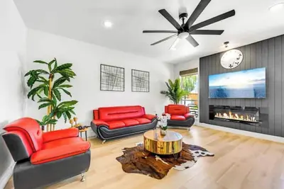 Image de Dfw  Lux Resort  Golf Sleeps 20+ PingPong Ps5