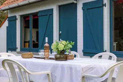 Image de Huswell - Bungalow near the sea with parking