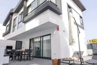 Image de Villas Divela/ Ocean View / Private & Heated Pool