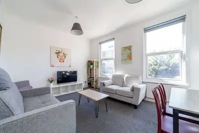 Image de Modern flat - 5 mins from the Arsenal/Finsbury Park. Sleeps 4/5