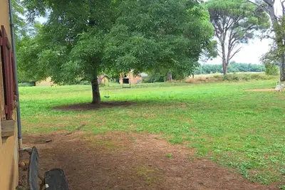 Image de Grande maison au calme dans la verdure