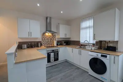 Image de Oldham Home Free Parking 3bed 1bath