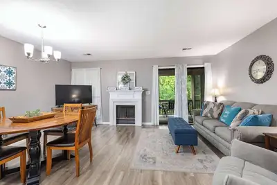 Image de Serenitee Pointe - 2 Bd 2 Bath Indoor Outdoor Pool, Hot tub