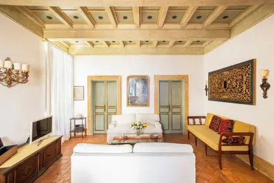 Image de Elegante, Spazioso, Centrale, in Palazzo Storico