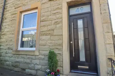 49 Waddington Road, pet friendly, with open fire in Clitheroe