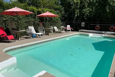 Image de Sandy Shore Cottages Luxury Lake Front Resort (2 bdr Cottage# 3)