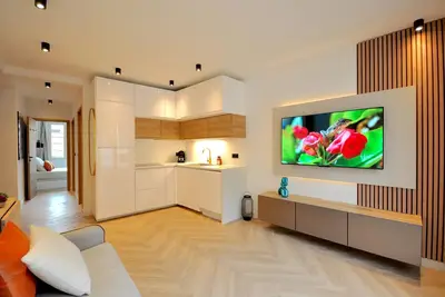 Image de Monaco - Menton / 6 Persons - Center - Clim - Parking - Full Renovated - Wifi