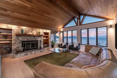 Image de Lakeview Paradise in Homewood - hot tub - pier - lake access