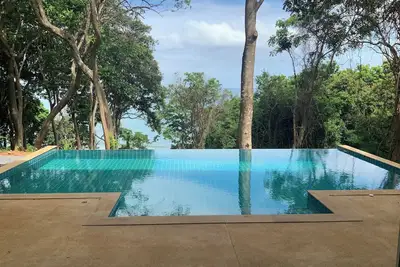 Image de Luxury Beach front Villa in Rawai\nAbsolute calm