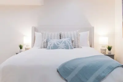 Image de Coastal Cove; A Tranquil Getaway