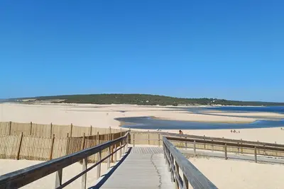 Image de Luxuosa Casa de Praia a 40 Minutos de Lisboa