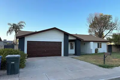 Image de La Casa de Burro, Newly remodeled family and pet friendly home with a pool!