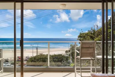 Image de Kirra Gardens Unit 11 On Kirra Beachfront with ocean views and Wi-Fi included